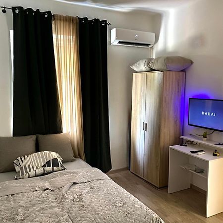 Center Studio Apartment Podgorica Exterior photo